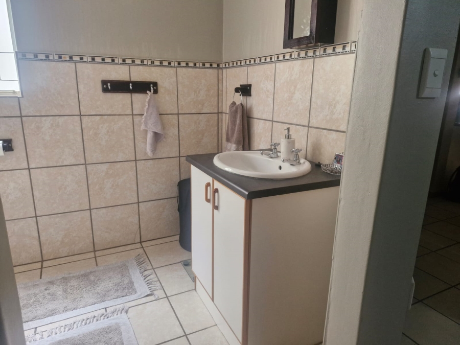 4 Bedroom Property for Sale in Keidebees Northern Cape